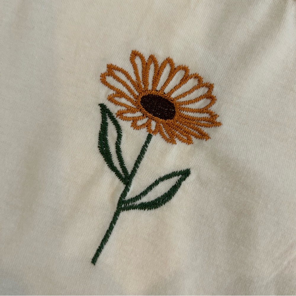 Shein Embroidered Floral Top EUC